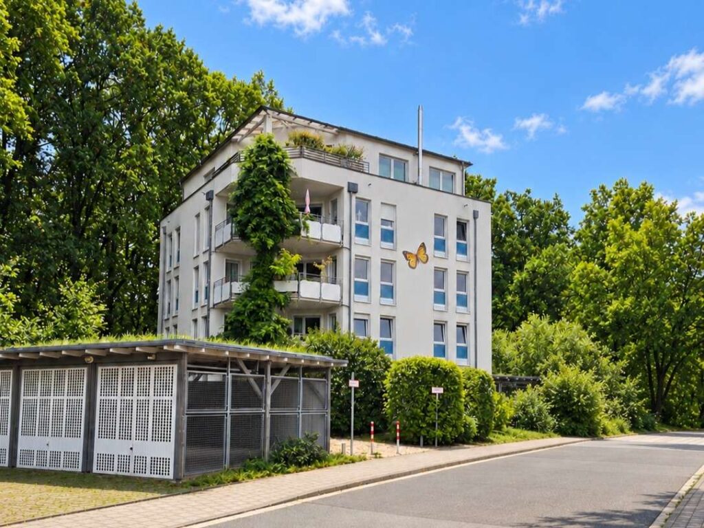 Erlangen - Architektur mit Charakter. Den Wald vor der Tür.